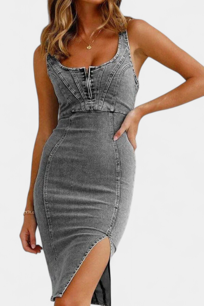 Janessa Vestido Denim con Tirantes Ajustables y Abertura Frontal