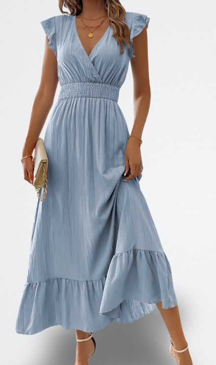 Nyra Vestido Suave de Largo Medio