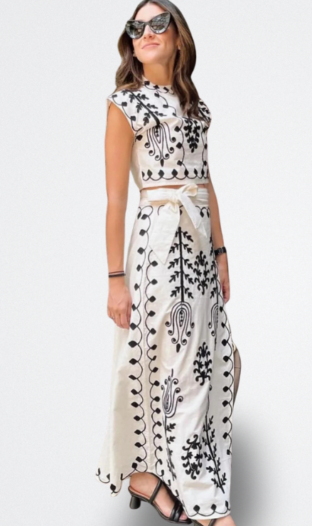 Cecilia | Conjunto Chic Bordado