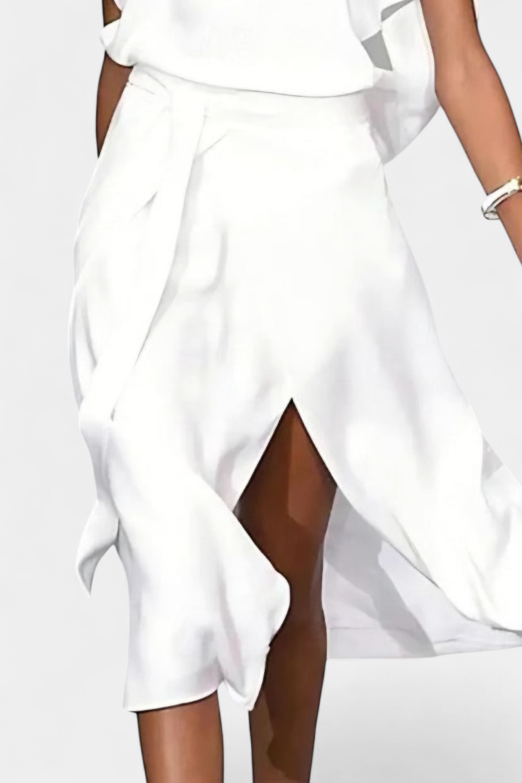 Effie Vestido Midi Blanco con Escote en V Bordado